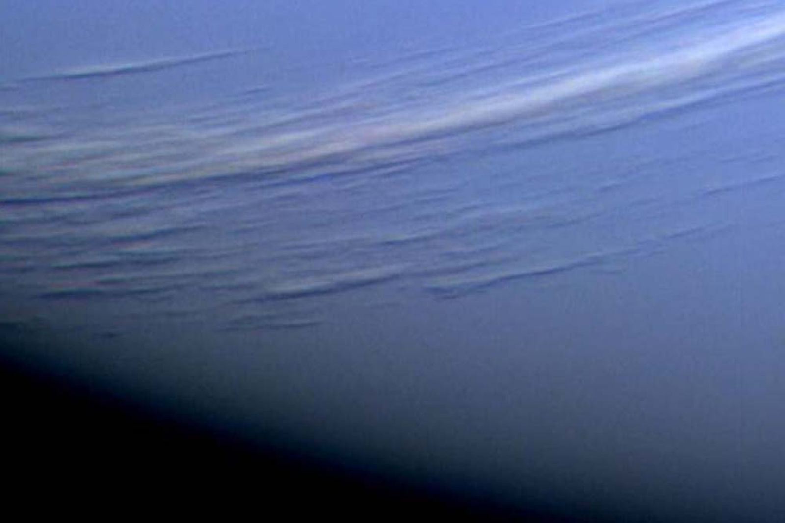 Вода на уране. Нептун поверхность планеты. Рельеф Нептуна. Ветра на Нептуне. Нептун Планета атмосфера.