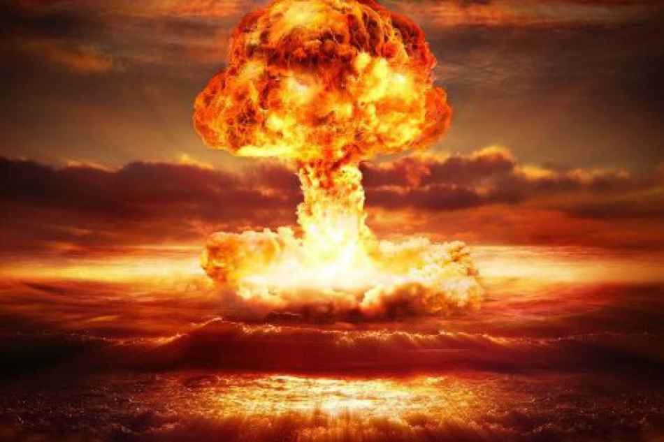 Arriva La Bomba Che Scoppia E Rimbomba